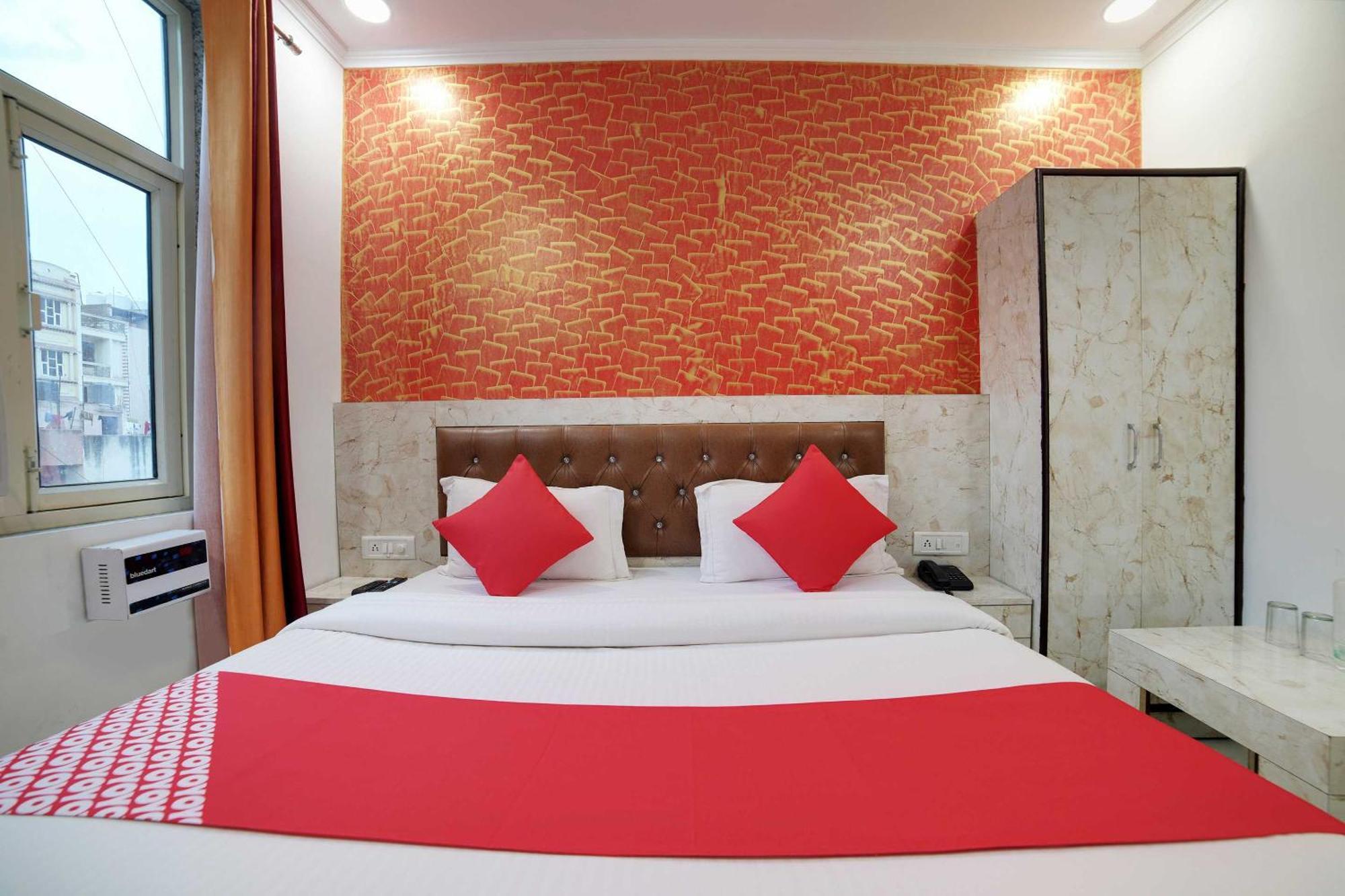 Hotel O Kanak Palace New Delhi Exterior photo